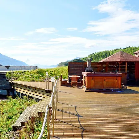 Сasa de vacaciones 10 Person In Eidsvag-by Traum *