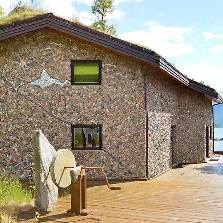 Сasa de vacaciones 10 Person In Eidsvag-by Traum *