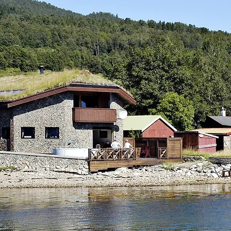10 Person In Eidsvag-by Traum Ferienhaus