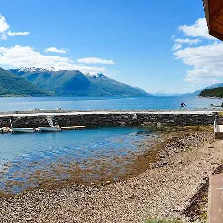 Сasa de vacaciones 10 Person In Eidsvag-by Traum
