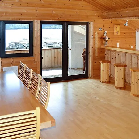 10 Person In Eidsvag-by Traum Ferienhaus *