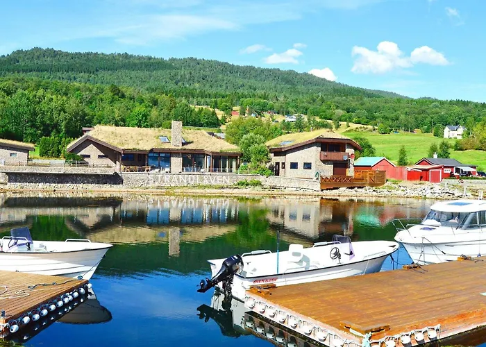 10 Person In Eidsvag-by Traum Vakantiehuis